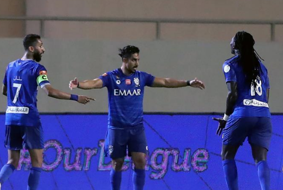 سالم الدوسري يتصدر قائمة التشكيلة المثالية للجولة 17